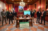 Junta y Ayuntamiento de Granada acuerdan promover el transporte público entre los asistentes a congresos