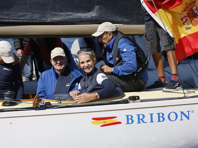 El Bribón y el Rey Don Juan Carlos firman una gesta histórica con cuatro títulos mundiales en la clase 6 Metros