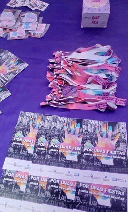 Archivo - Punto violeta en Santander.-ARCHIVO