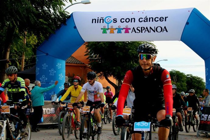 La BTT Aspanoa ha reunido a 979 ciclistas este sábado en Almudévar.