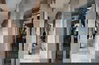 Detenido un hombre como presunto autor del asesinato de una mujer en un barrio de Sevilla