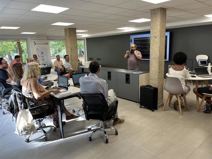 Imagen de la presentación del IALAB.