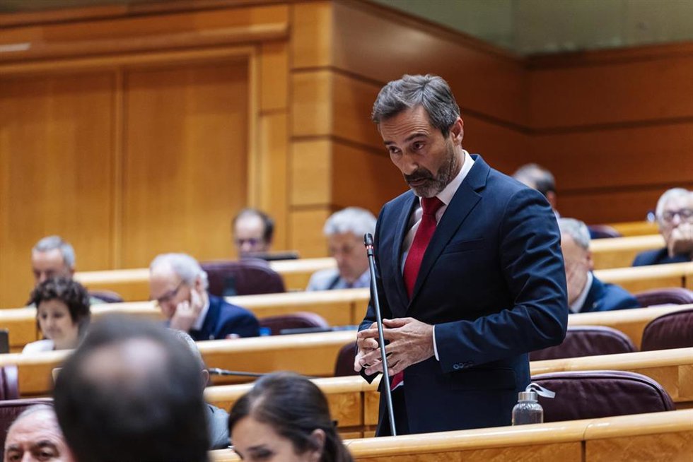 Archivo - El senador de Coalición Canaria, Pedro Manuel Sanginés, durante una sesión de control al Gobierno, en el Senado, a 18 de junio de 2024, en Madrid (España). 