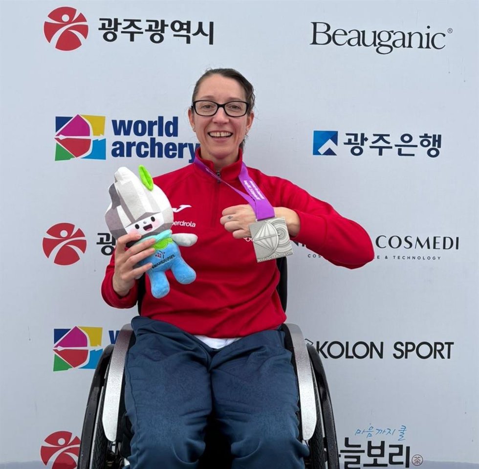 Isabel Fernández, subcampeona del mundo de tiro con arco paralímpico