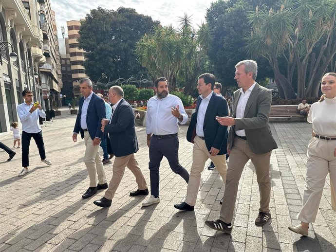 El presidente del PP en C-LM, Paco Núñez, participa en la firma de la Declaración de la Región de Murcia.