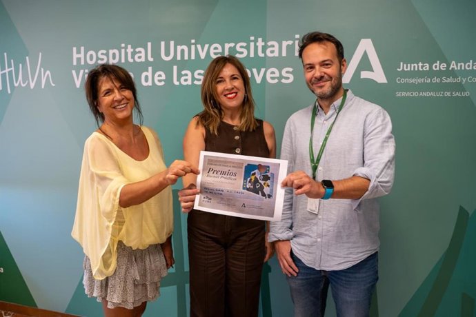 El Hospital Virgen de las Nieves, premiado por una campaña digital de captación de residentes.