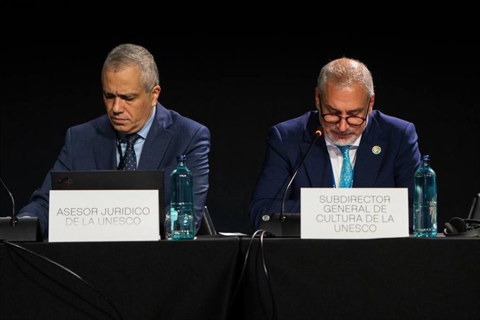 El subdirector general de Cultura de la Unesco Ernesto Ottone