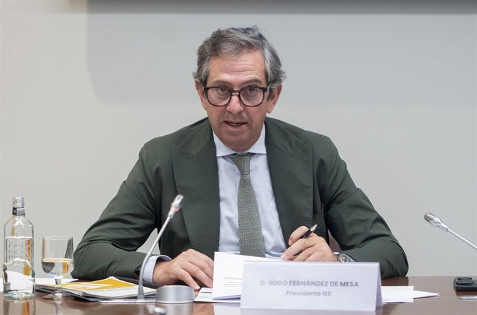 Archivo - El presidente del Instituto de Estudios Económicos (IEE), Íñigo Fernández de Mesa