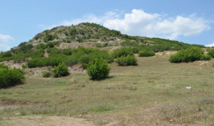 El sitio fue excavado originalmente durante el período soviético y fue reubicado utilizando mapas dibujados a mano de un libro de 1964.
