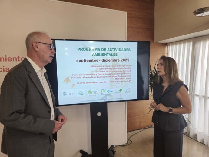 El concejal de Planificación Urbanística, Huerta y Medio Ambiente, Antonio Navarro, ha presentado la nueva programación de actividades