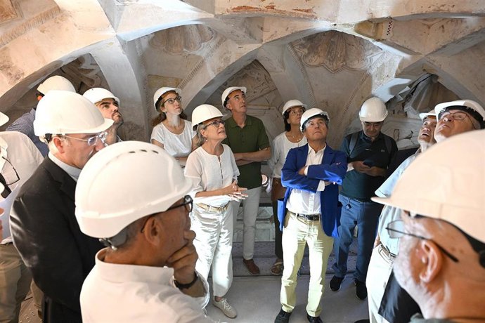 El Cabildo muestra a expertos internacionales el proyecto de restauración de la macsura en la Mezquita