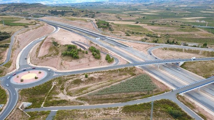 Transportes continua con la construcción de la autovía A-68 entre Arrúbal y Navarrete, en La Rioja, por 151,87 millones