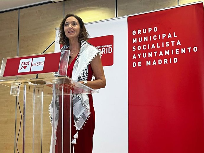 La portavoz del Grupo Municipal Socialista, Reyes Maroto