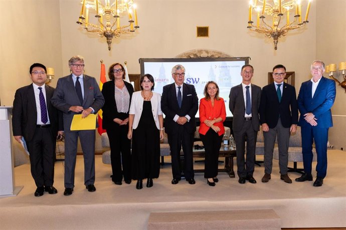 Foro en Santiago sobre oportunidades de cooperación e inversión entre empresas gallegas y chinas