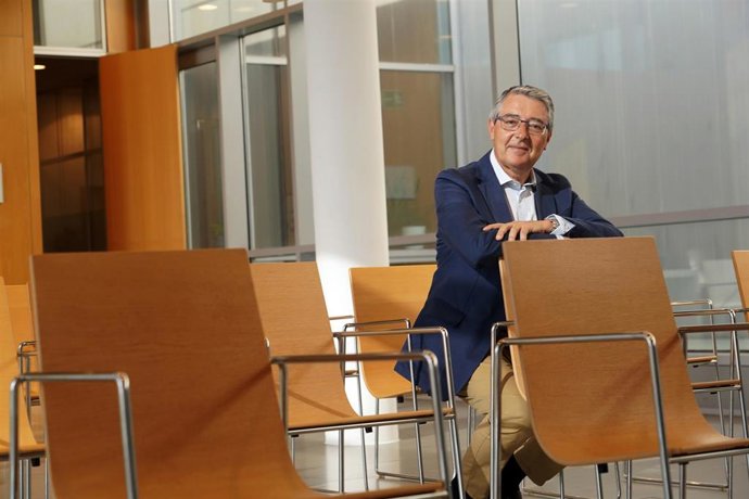 Archivo - El presidente de la Diputación de Málaga, Francisco Salado, con motivo de una entrevista con Europa Press, en una imagen de archivo.