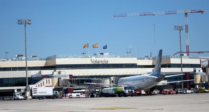 Archivo - Arxiu - Aeroport de València en una imatge d'arxiu