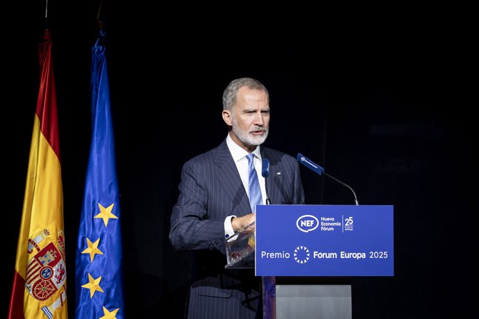 El Rey preside la conmemoración del XXV aniversario de Nueva Economía Fórum, en el que Don Felipe entregará al presidente del Consejo Europeo, António Costa, el Premio Fórum Europa, a 28 de septiembre de 2025, en Madrid (España).