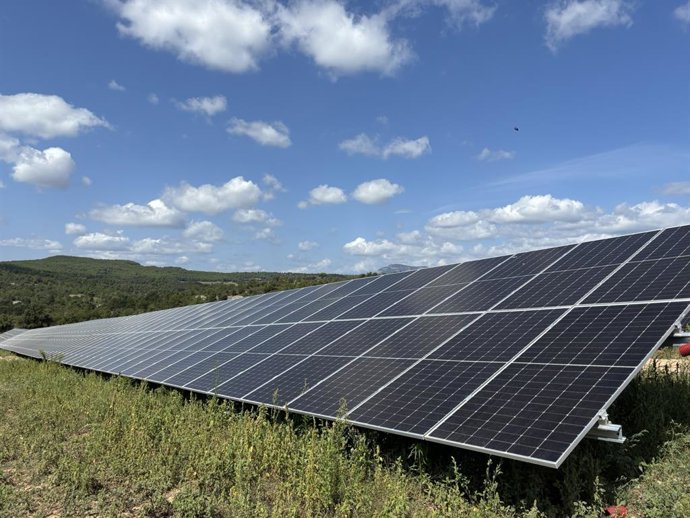 Imatge de recurs d'un parc solar