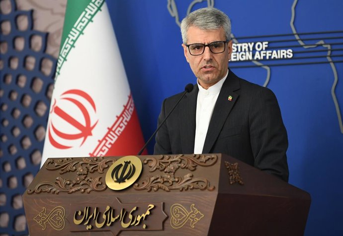 El portavoz del Ministerio de Exteriores de Irán, Esmaeil Baqaei, durante una rueda de prensa en la capital, Teherán (archivo)