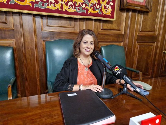 La alcaldesa de Teruel, Emma Buj.