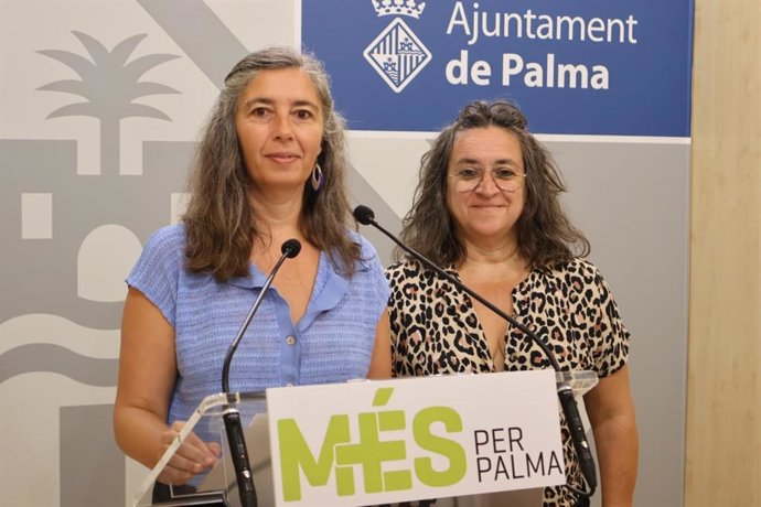 Las regidoras de MÉS per Palma Neus Truyol y Kika Coll en rueda de prensa.