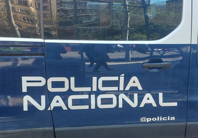 Archivo - Vehículo de la Policía Nacional.