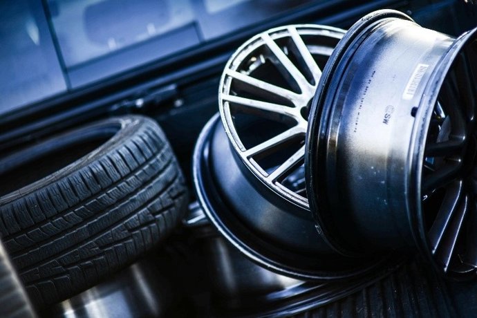 Archivo - El mercado de piezas de segunda mano de coches aumenta sus ventas un 23% en el acumulado de 2022.
