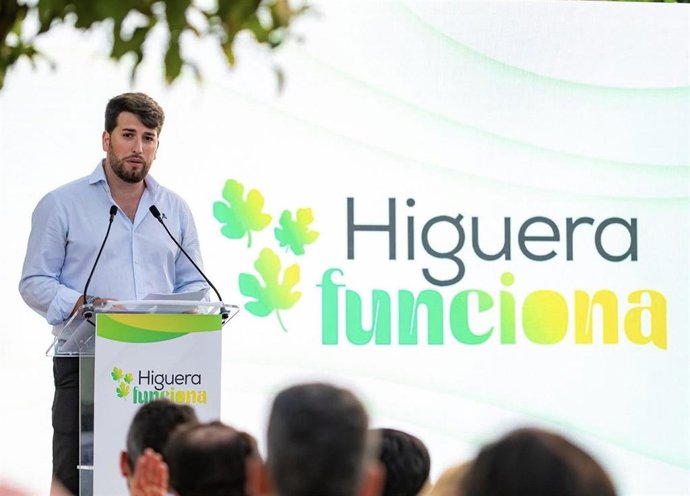 El alcalde de Higuera de la Sierra (Huelva) , Mario Domínguez.