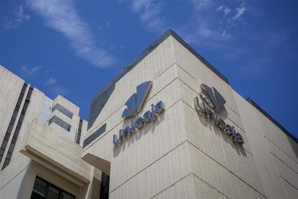 Archivo - Logo de Unicaja.