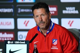 Diego Pablo Simeone, head coach of Atletico de Madrid, gives a press conference during the training day of Atletico de Madrid ahead the Spanish League, LaLiga EA Sports, football match against Real Madrid at Riyadh Air Metropolitano on September 26, 2025,