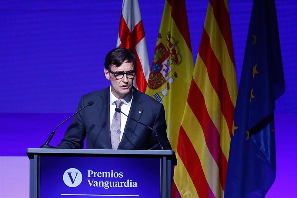 El presidente de la Generalitat, Salvador Illa, durante la entrega de la 3 edición de los Premios Vanguardia, en el Palau de Congressos de Catalunya, a 29 de septiembre de 2025, en Barcelona, Cataluña (España). ?Los galardones destacan la labor realiza