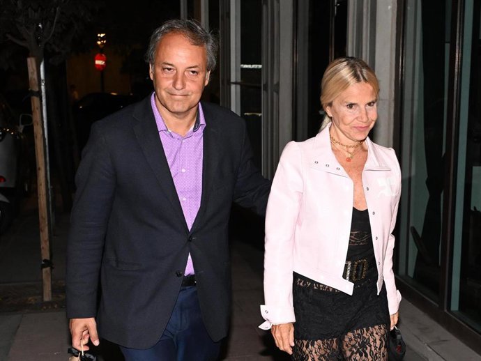 Eugenia Martínez de Irujo y Narcís  Rebollo llegan a la fiesta que celebra Boris Izaguirre con motivo de su sesenta cumpleaños