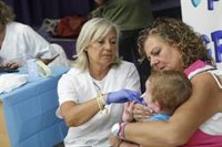 Más de 160.000 niños menores de cinco años recibirán la vacuna antigripal esta campaña en Andalucía