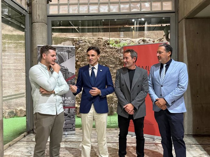 Presentación del ciclo de exposiciones para difundir el valor del paisaje histórico de la Región