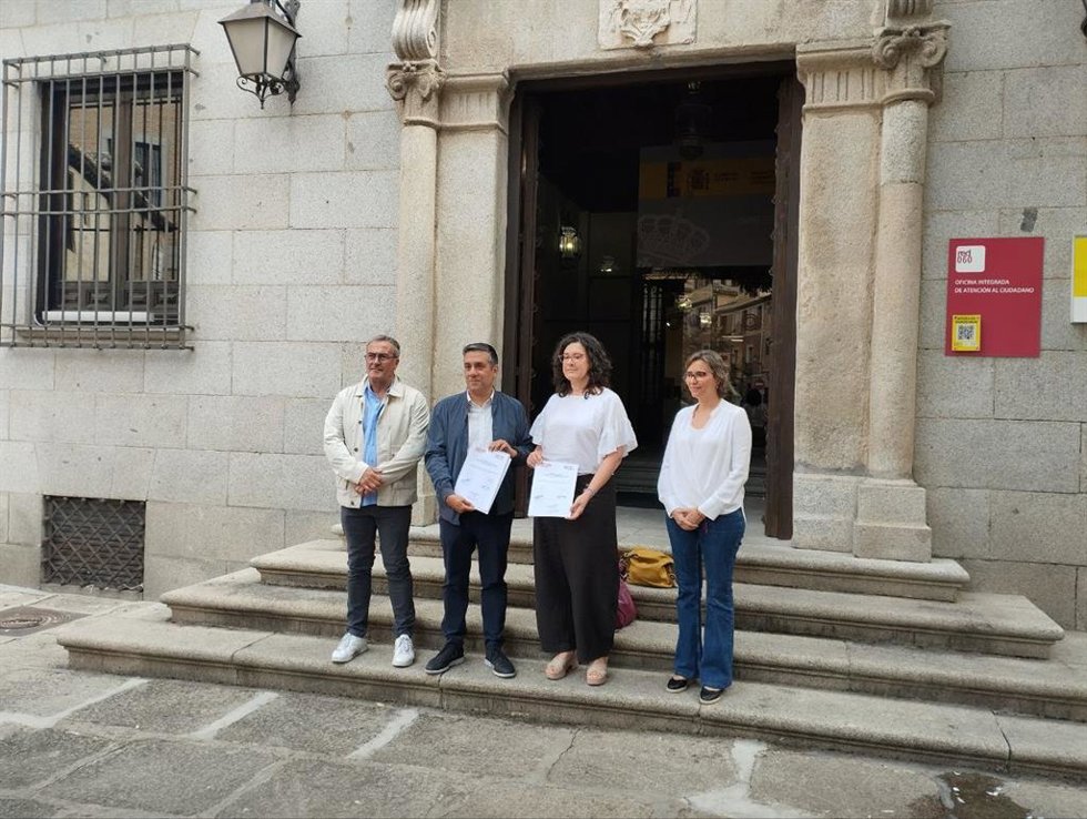 Registro ante la Delegación de Gobierno en Castilla-La Mancha de la jornada de movilización en centros de trabajo contra el genocidio en Gaza.