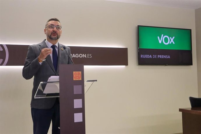 El diputado de Vox, Fermín Civiac.