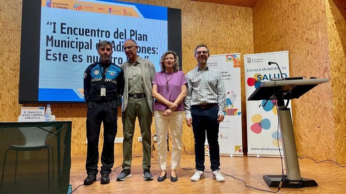 Vega Villar, concejala de Salud Pública, participa en la apertura del ‘I Encuentro del Plan Municipal de Adicciones: Este es nuestro Plan’