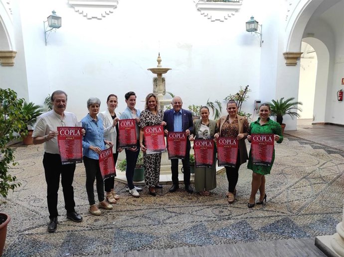 Presentación del II Festival de Copla en las Peñas Flamencas.