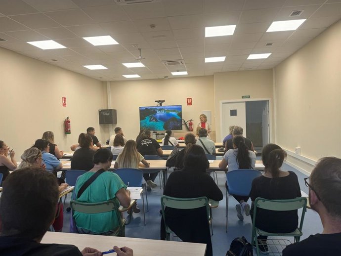 Incorporación de 53 trabajadores para el mantenimiento de espacios públicos en Alcalá de Guadaíra.