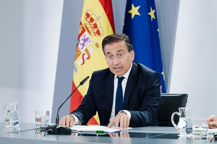 El ministro de Asuntos Exteriores, Unión Europea y Cooperación, José Manuel Albares, durante una rueda de prensa posterior a la reunión del Consejo de Ministros, a 9 de septiembre de 2025, en Madrid (España). El Ministerio de Sanidad ha llevado al Consejo
