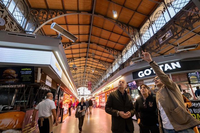 El cerramiento del Mercado Central se adjudica por 1.151.000 euros y evitará cierres de los detallistas