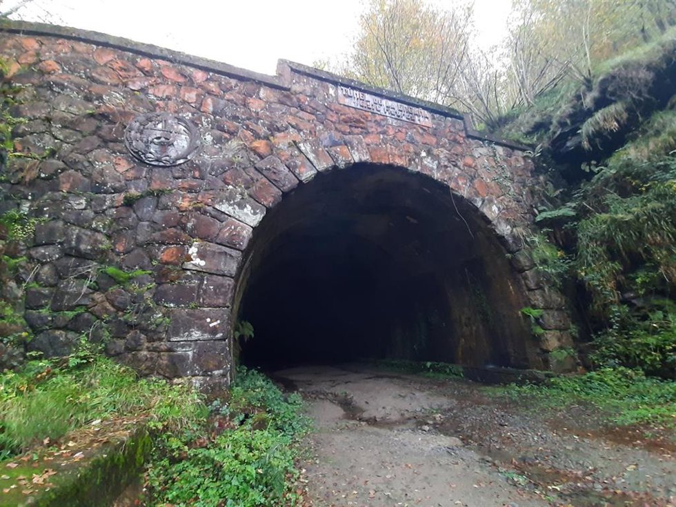 Archivo - Tunel de La Engaña en Vega de Pas
