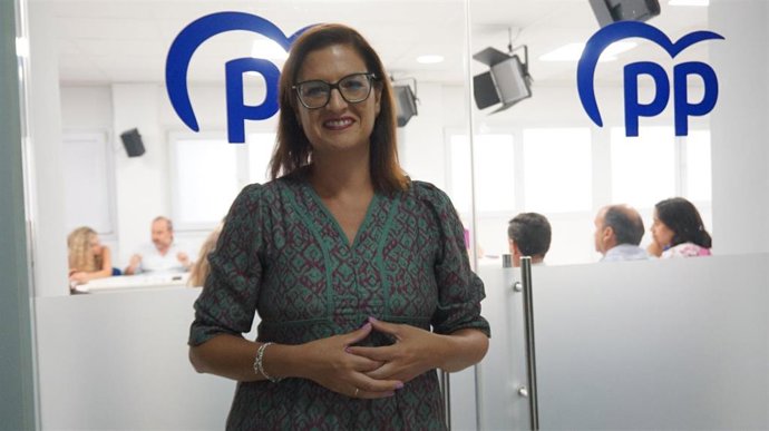 La vicesecretaria de Educación y Sanidad del PP de Sevilla, Gloria Guillén.