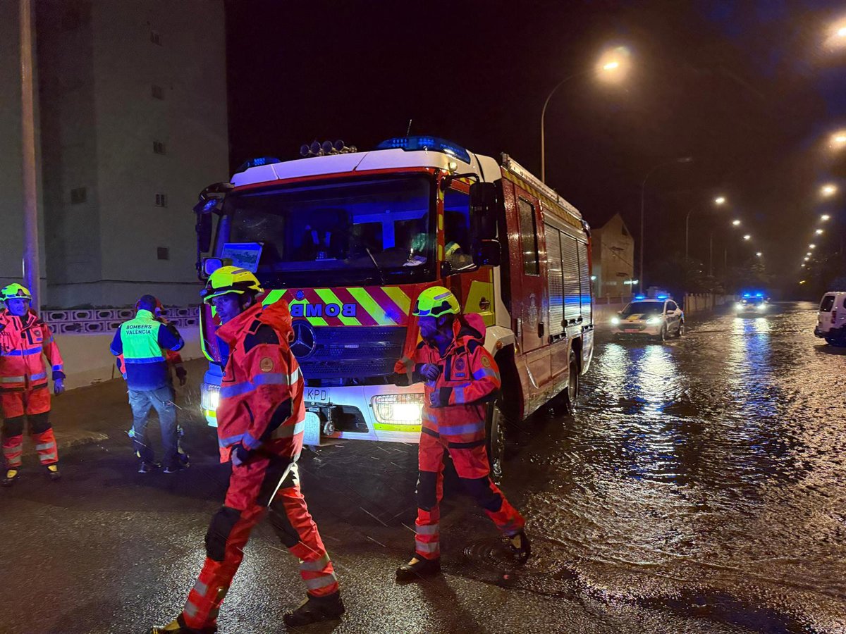 C.Valenciana recupera la normalidad tras el temporal que azota a Ibiza y Formentera, con transporte y clases suspendidas