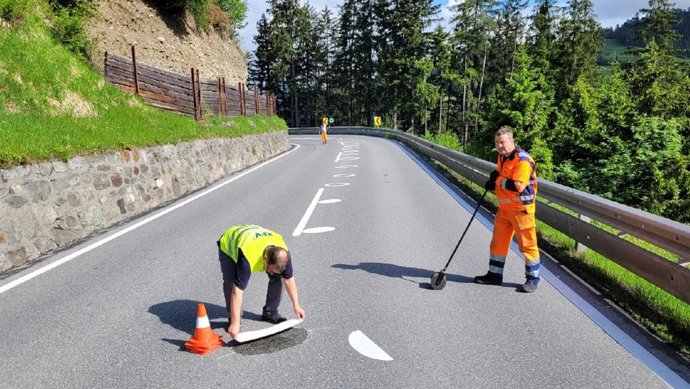Señalización específica de curvas peligrosas para motoristas