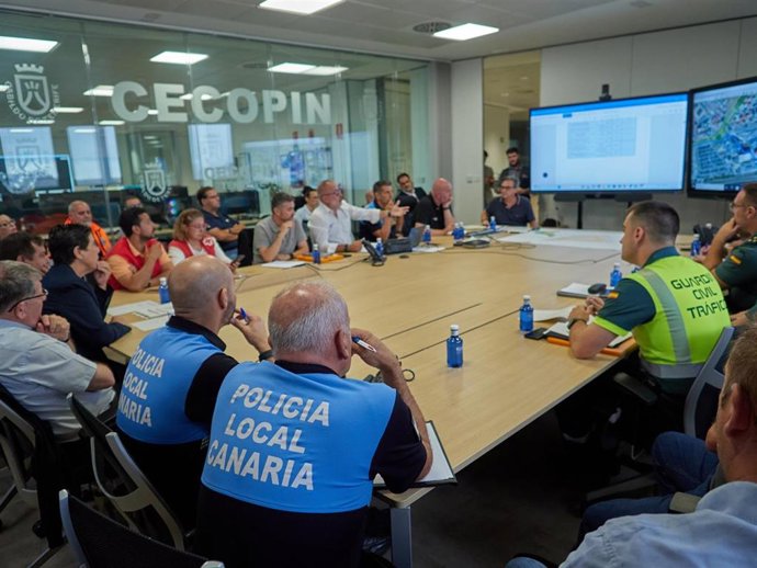 Reunión para organizar el dispositivo de seguridad de la peregrinación de la Virgen de Candelaria