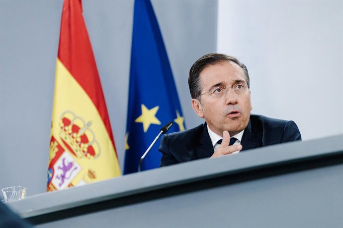 El ministro de Asuntos Exteriores, Unión Europea y Cooperación, José Manuel Albares, durante una rueda de prensa posterior a la reunión del Consejo de Ministros, a 9 de septiembre de 2025, en Madrid (España). El Ministerio de Sanidad ha llevado al Consejo