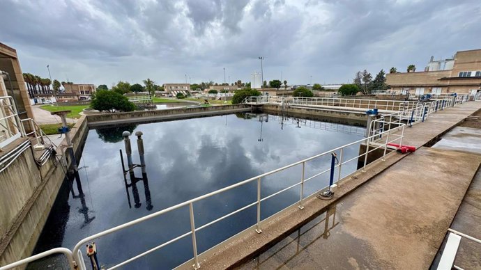 Depuradora reconstruïda després de la dana