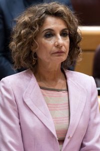 Montero dice que en los casos que afectan a Sánchez se abrirá paso "la verdad" y el PP tendrá que "pedir perdón"