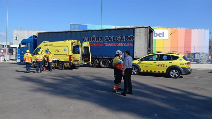 Ambulancias del Sistema d'Emergències Mèdiques (SEM) en el simulacro